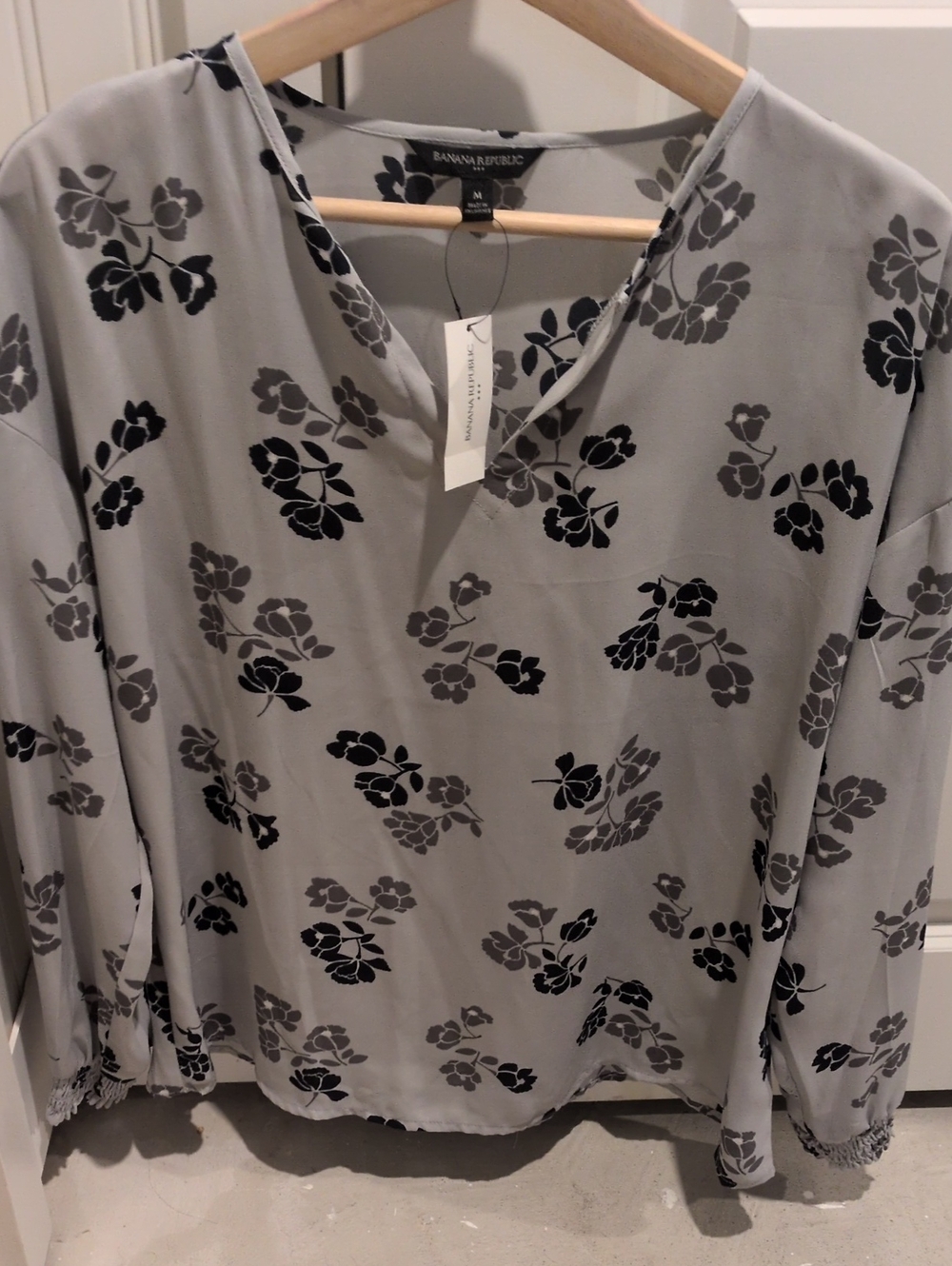 Banana Republic Gray Floral V-Neck Blouse